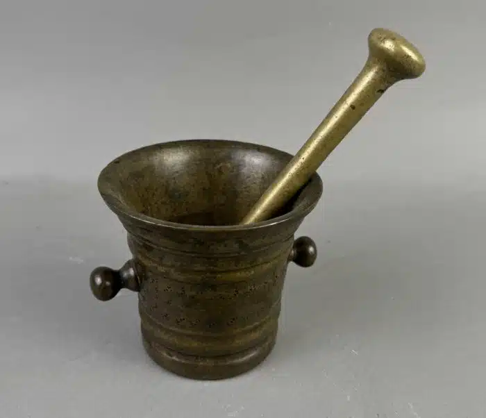 Mörser mit Stössel H.11 cm