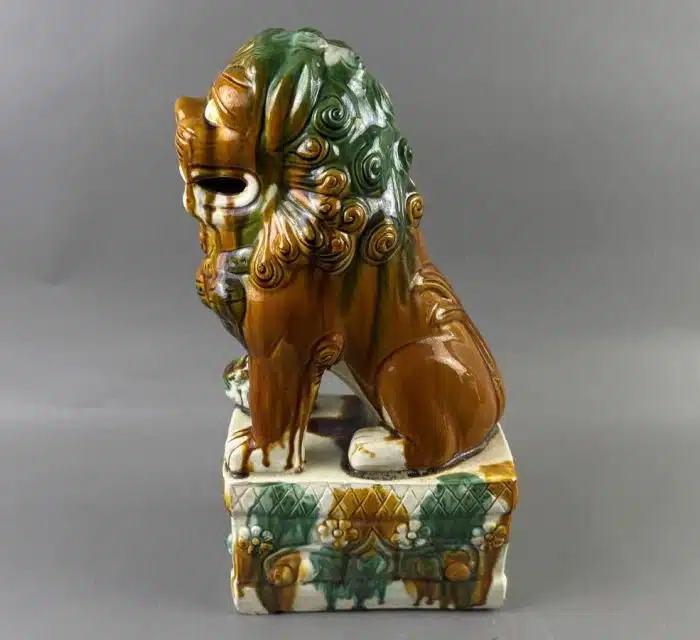 Chinesische Sancai Foo Hundefigur Keramik H 39 cm – Bild 2
