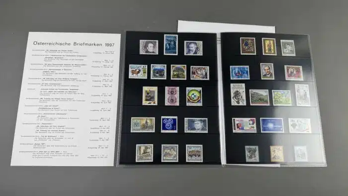 Jahresmappe Jahresausgaben Briefmarken Österreich 1996 1997 1995 – Bild 2