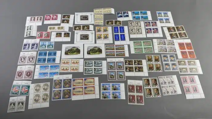 Posten Sondermarken seltene Stücke siehe Bilder
