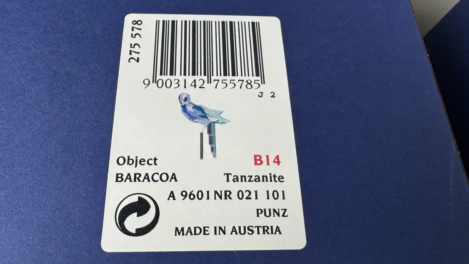 Swarovski Kristallfiguren "Vögel + Baum". Alles neu und originalverpackt, 12 Vögel in originaler Verpackung und ein großer Baum, Swarovski Crystal Tropical Birds And Paradise Tree, Baum ist dunkelgrün lackiert und dient als Display für die verschiedenen farbigen tropischen Vögel. siehe Bilder !! – Bild 30